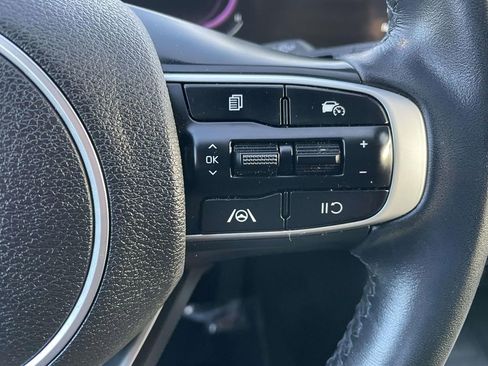 Used 2023 Kia Sportage EX image 32