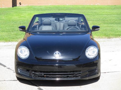 Used 2013 Volkswagen Beetle 2.5 FWD image 46