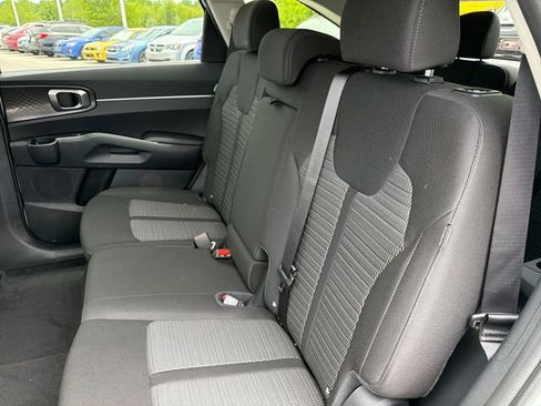 New 2026 Kia Sorento LX FWD image 19