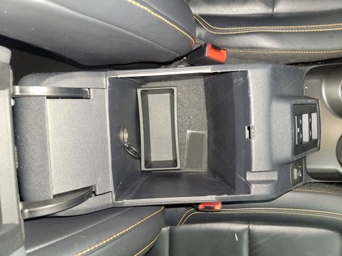 Used 2023 Ford Bronco Badlands image 29