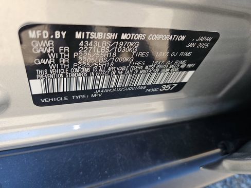 Used 2025 Mitsubishi Outlander Sport AWD image 14
