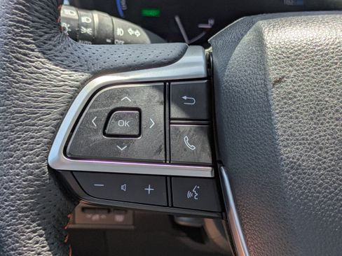 Certified 2023 Toyota Sienna XSE image 20