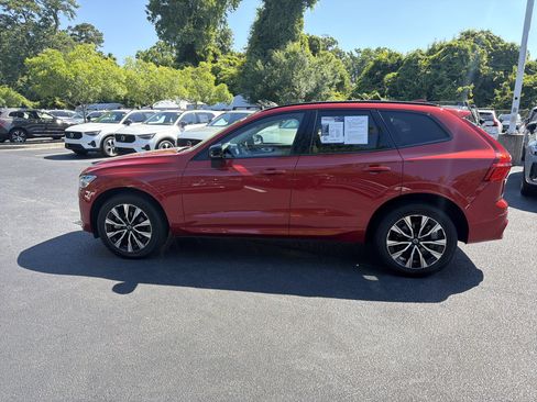 Certified 2024 Volvo XC60 B5 Core w/ Protection Package AWD/4WD image 44