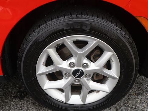 Used 2022 Kia Soul LX w/ Technology Package FWD image 19