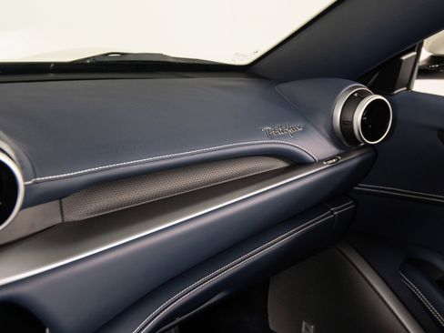 Certified 2020 Ferrari Portofino RWD image 30