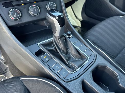 Used 2023 Volkswagen Jetta Sport FWD image 26