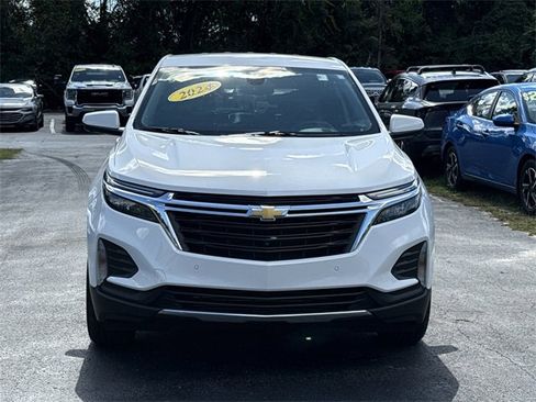 Used 2024 Chevrolet Equinox LT image 3