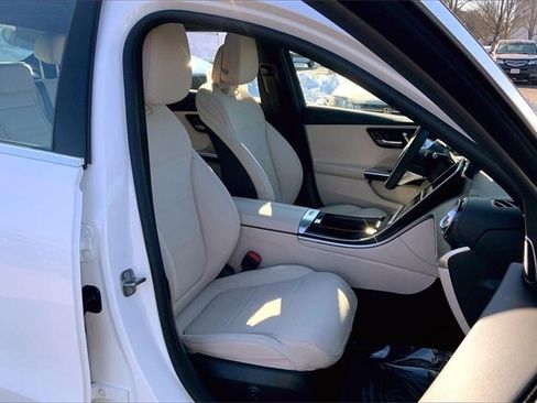 Used 2025 Mercedes-Benz C 300 4MATIC Sedan image 7