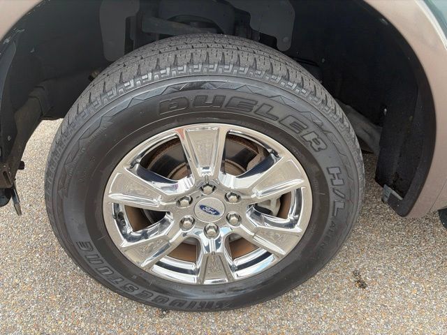 Used 2015 Ford F150 Lariat RWD image 11