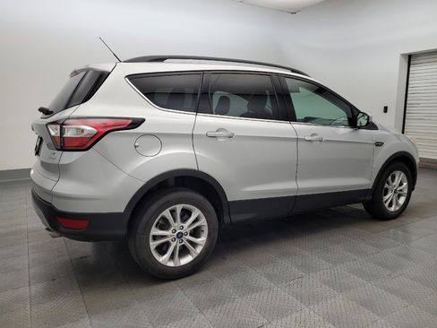 Used 2018 Ford Escape SE image 10