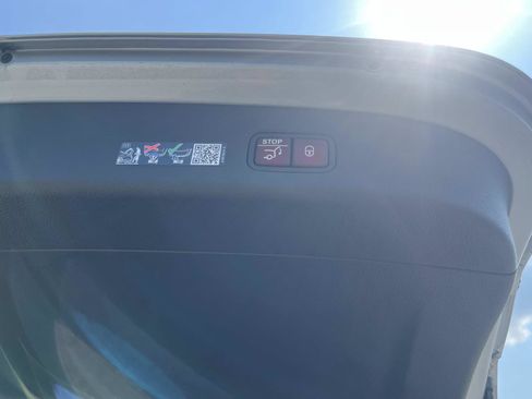 Used 2026 Mercedes-Benz GLC 300 4MATIC image 13