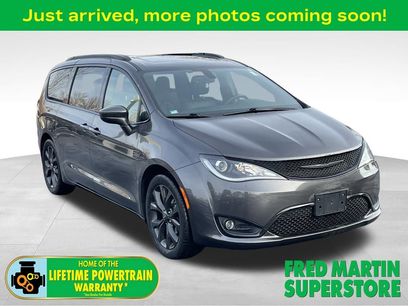 Used 2019 Chrysler Pacifica Touring-L Plus w/ S Appearance Package