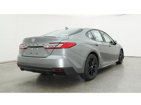 New 2026 Toyota Camry SE image 24