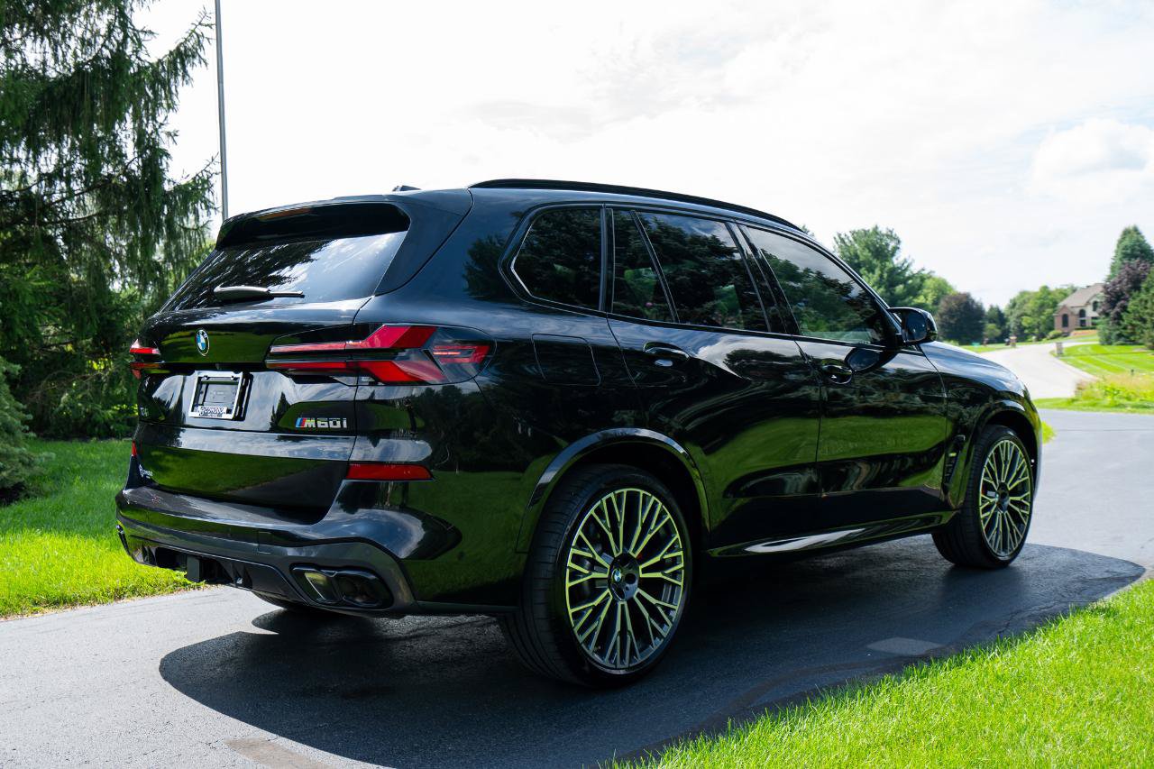 Used 2025 BMW X5 M60i AWD/4WD image 3
