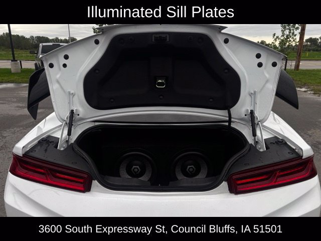 Used 2017 Chevrolet Camaro LT RWD image 39