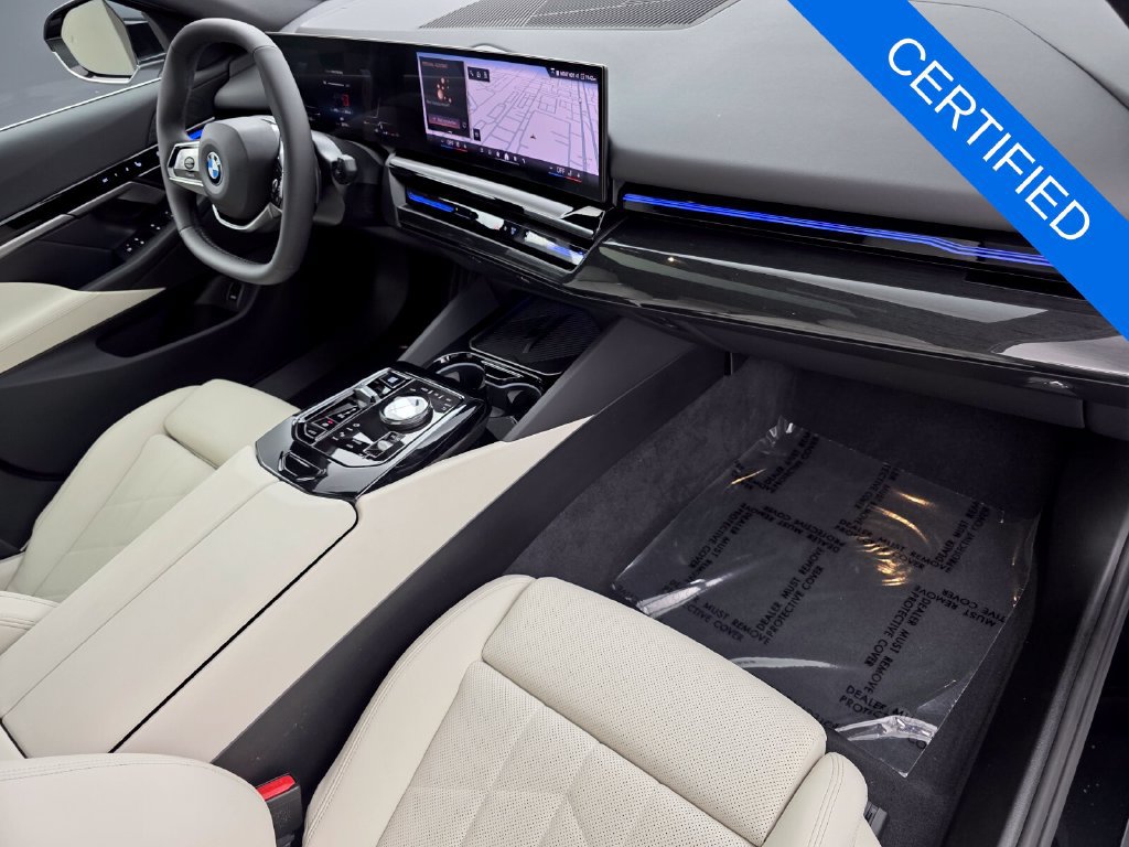 Certified 2024 BMW 530i w/ Convenience Package RWD image 29