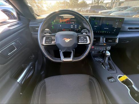 Used 2025 Ford Mustang GT RWD image 8