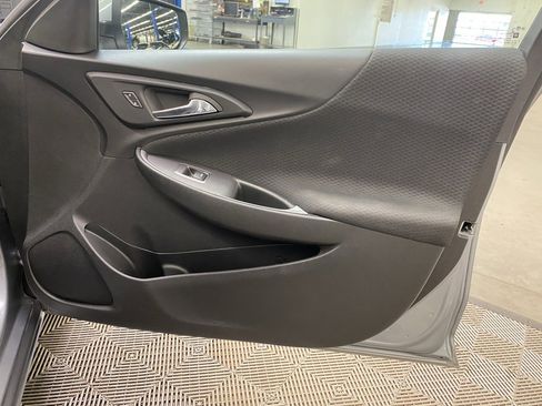 Used 2023 Chevrolet Malibu LT image 18