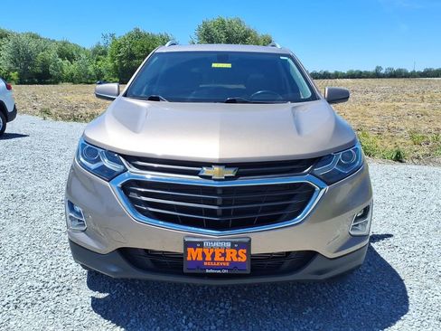 Used 2018 Chevrolet Equinox LT w/ Sun & Infotainment Package AWD/4WD image 13