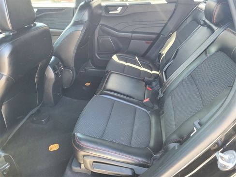 Used 2023 Ford Escape ST-Line image 12