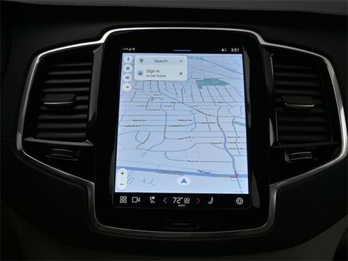 Used 2024 Volvo XC90 T8 Ultimate w/ Lounge Package image 15