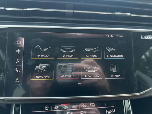 Used 2019 Audi Q8 Premium Plus AWD/4WD image 12