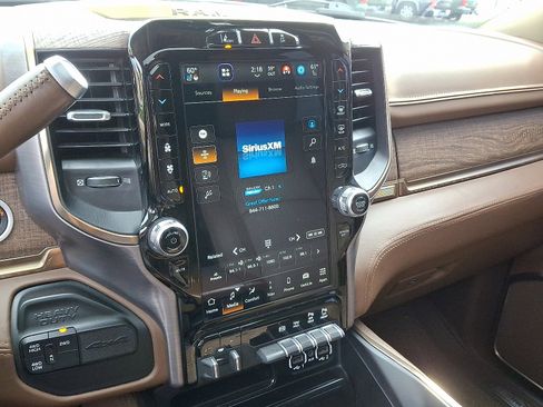 Used 2022 RAM 3500 Limited image 17