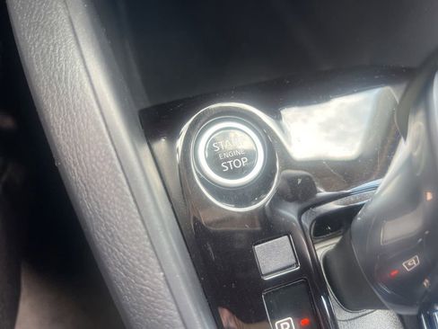 Used 2022 Nissan Kicks S FWD image 54