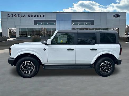 New 2026 Ford Bronco Outer Banks AWD/4WD image 4