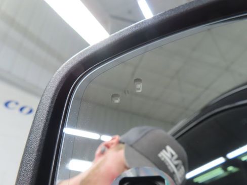 Used 2025 Ford Expedition Max Platinum w/ Platinum Ultimate Package image 81