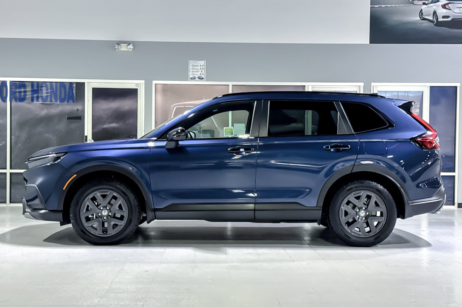 Used 2026 Honda CR-V TrailSport image 2