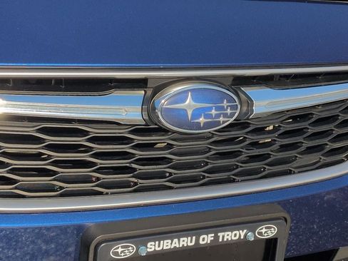 Used 2017 Subaru Impreza 2.0i Premium image 12