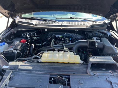 Used 2020 Ford F150 XLT w/ Equipment Group 302A Luxury AWD/4WD image 13