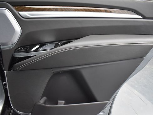 Certified 2026 Cadillac Escalade Platinum Sport w/ LPO, ONYX Package image 34