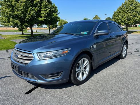 Used 2018 Ford Taurus SEL w/ Equipment Group 201A FWD image 2