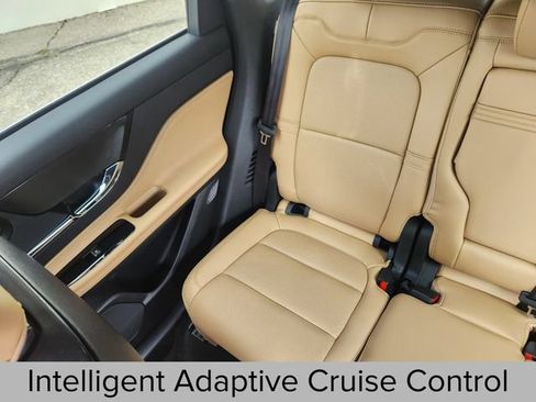 Certified 2022 Lincoln Corsair Reserve w/ Equipment Group 201A AWD/4WD image 16