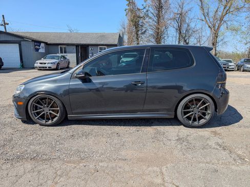 Used 2012 Volkswagen Golf R 2-Door image 2