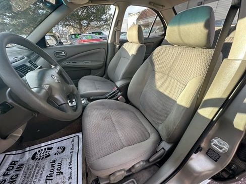 Used 2004 Nissan Sentra S image 11