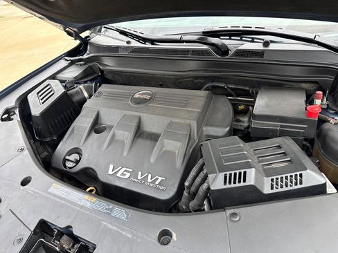 Used 2011 GMC Terrain SLT image 18