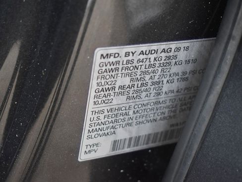 Used 2019 Audi Q8 Prestige w/ Luxury Package image 60