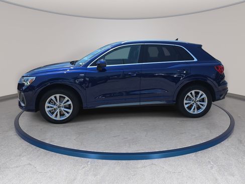 Used 2025 Audi Q3 2.0T Premium AWD/4WD image 5