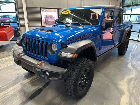Used 2021 Jeep Gladiator Mojave AWD/4WD image 3