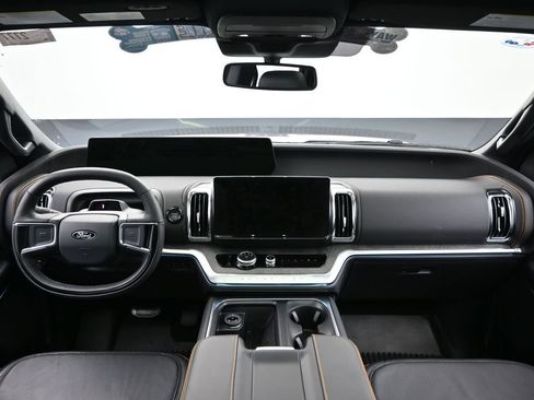 New 2025 Ford Expedition Tremor image 32