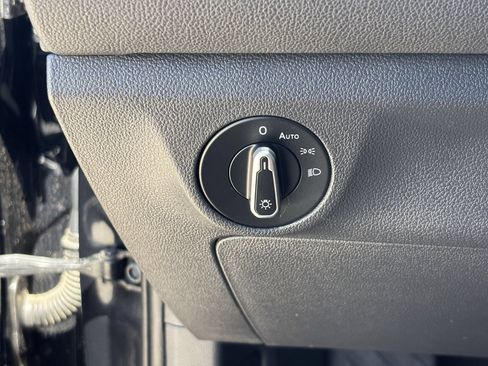 Used 2025 Volkswagen Jetta S FWD image 29