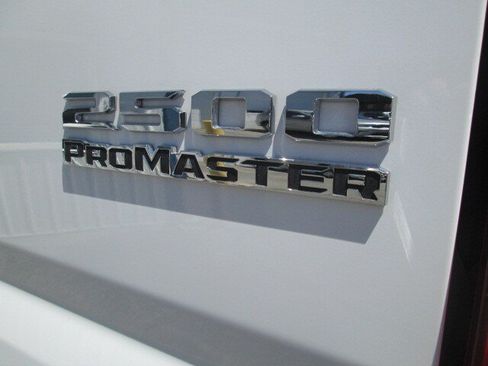 Used 2026 RAM ProMaster 2500 w/ Convenience Group FWD image 7