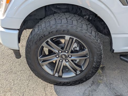 Used 2021 Ford F150 XLT w/ Equipment Group 302A High AWD/4WD image 13