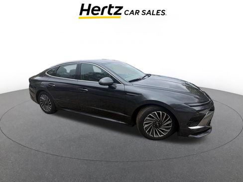 Used 2025 Hyundai Sonata SEL FWD image 1