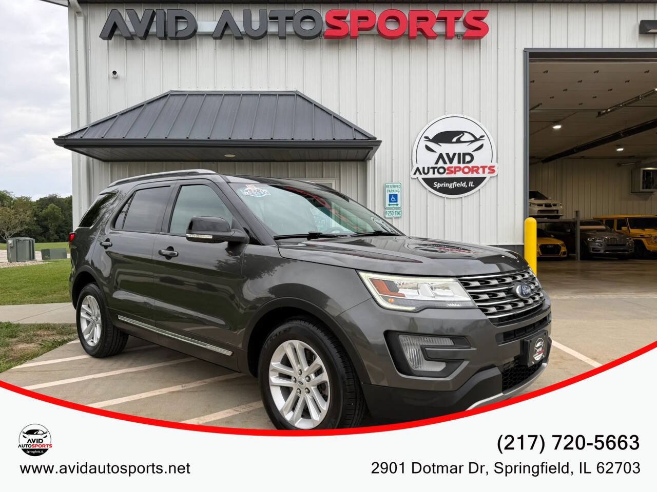 Used 2017 Ford Explorer XLT FWD image 1
