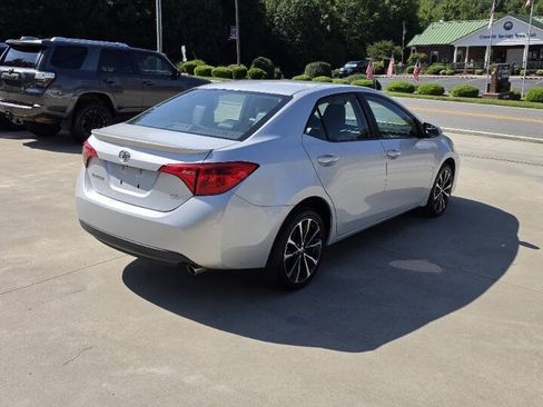 Used 2019 Toyota Corolla SE FWD image 7