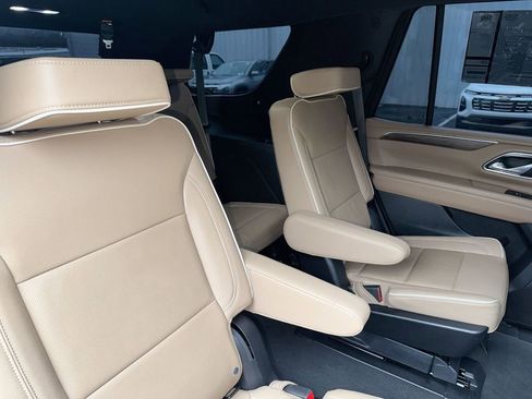 Used 2024 Chevrolet Tahoe Premier RWD image 29
